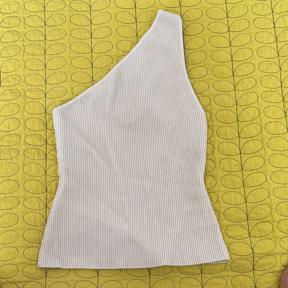 Aritzia One-Shoulder Ribbed Tank Top in Cream